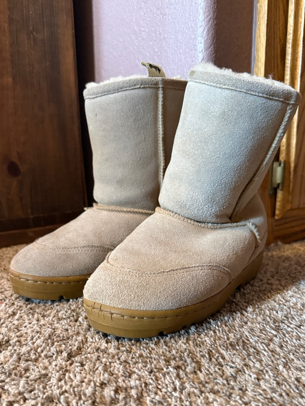 Girls Plush Lined Winter Boots in Light Tan